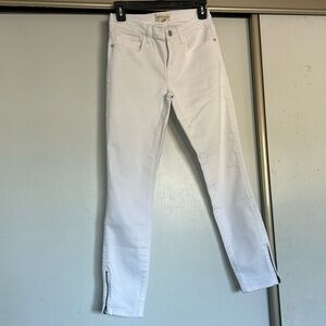 Current/elliott. Size 25 skinny jeans. White color.